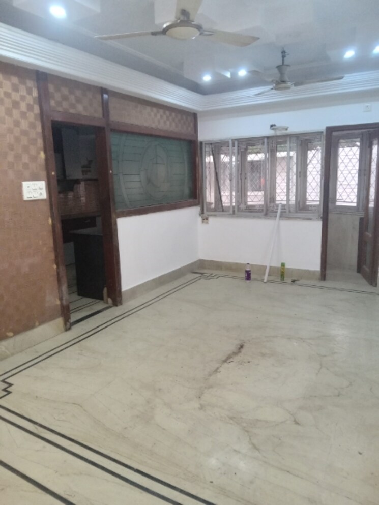 Room, fort-residency 6 Bedroom 3100 Sq.Ft. Apartment In Behala Kolkata 9585042