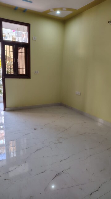 2 BHK Builder Floor For Rent in Dwarka Mor