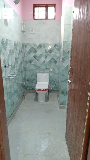 Bathroom in 2 BHK Builder Floor at Dwarka Mor – for Rent