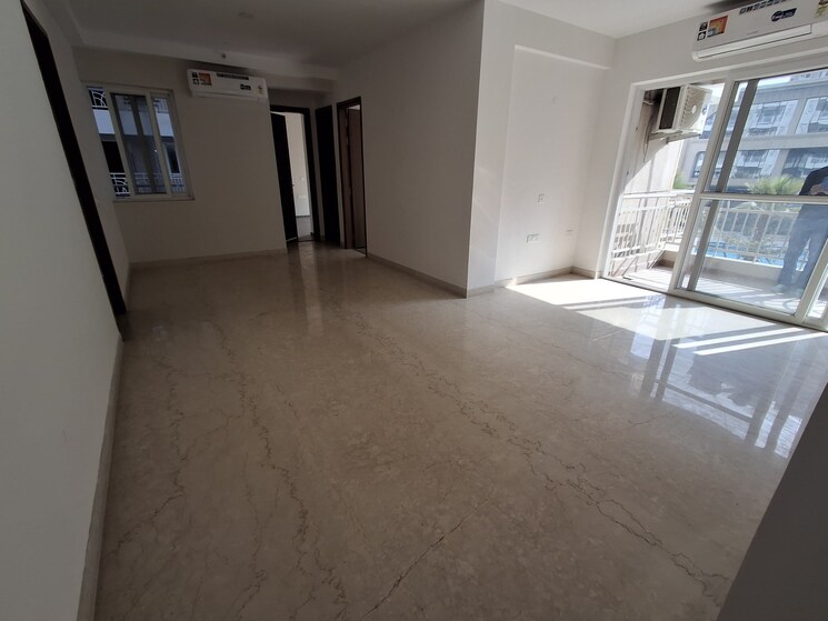 Room, the-center-court 3.5 Bedroom 2175 Sq.Ft. Apartment In Sector 88a Gurgaon 9584733