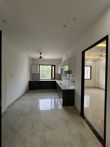 Room in 3 BHK Builder Floor at Avantika Colony – for Sale