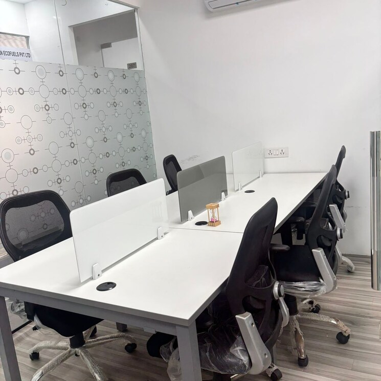 Team Area, sector 2 Commercial Office Space 500 Sq.Ft. In Sector 2 Noida 9584822