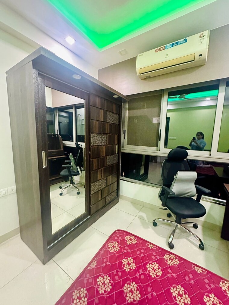 Team Area, the-wadhwa-the-address 2 Bedroom 649 Sq.Ft. Apartment In Ghatkopar West Mumbai 9584859