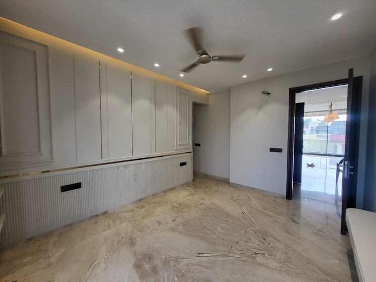 Room, pioneer-araya 4 Bedroom 4983 Sq.Ft. Apartment In Sector 62 Gurgaon 9584910