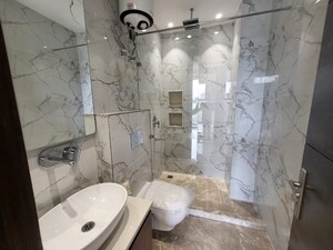 Bathroom in 4 BHK Apartment at Pioneer Araya, Sector 62 – for Rent