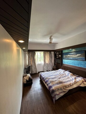 Bedroom in 3 BHK Apartment at Green Gate Apartment, Bandra West – for Rent