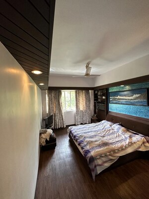 Bedroom in 3 BHK Apartment at Green Gate Apartment, Bandra West – for Rent