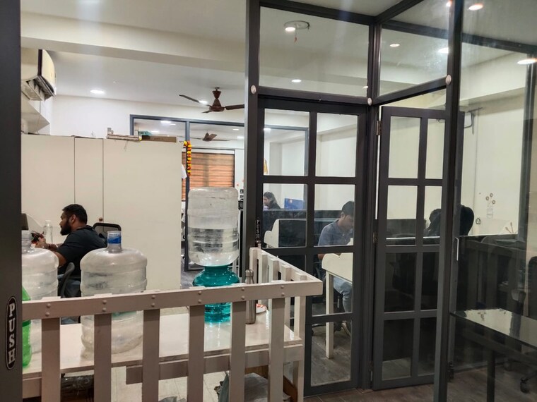 Kitchen, shivai-plaza Commercial Office Space 400 Sq.Ft. In Andheri East Mumbai 9585011