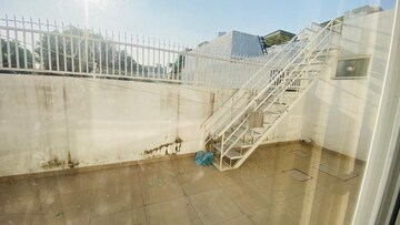  2 BHK Independent House at DLF Hyde Park, South Mullanpur – for Rent