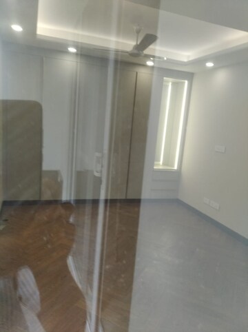 Building Lobby in 3 BHK Builder Floor at Gulmohar Park – for Rent