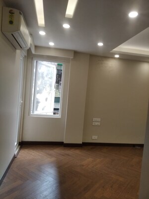 Room in 3 BHK Builder Floor at Gulmohar Park – for Rent