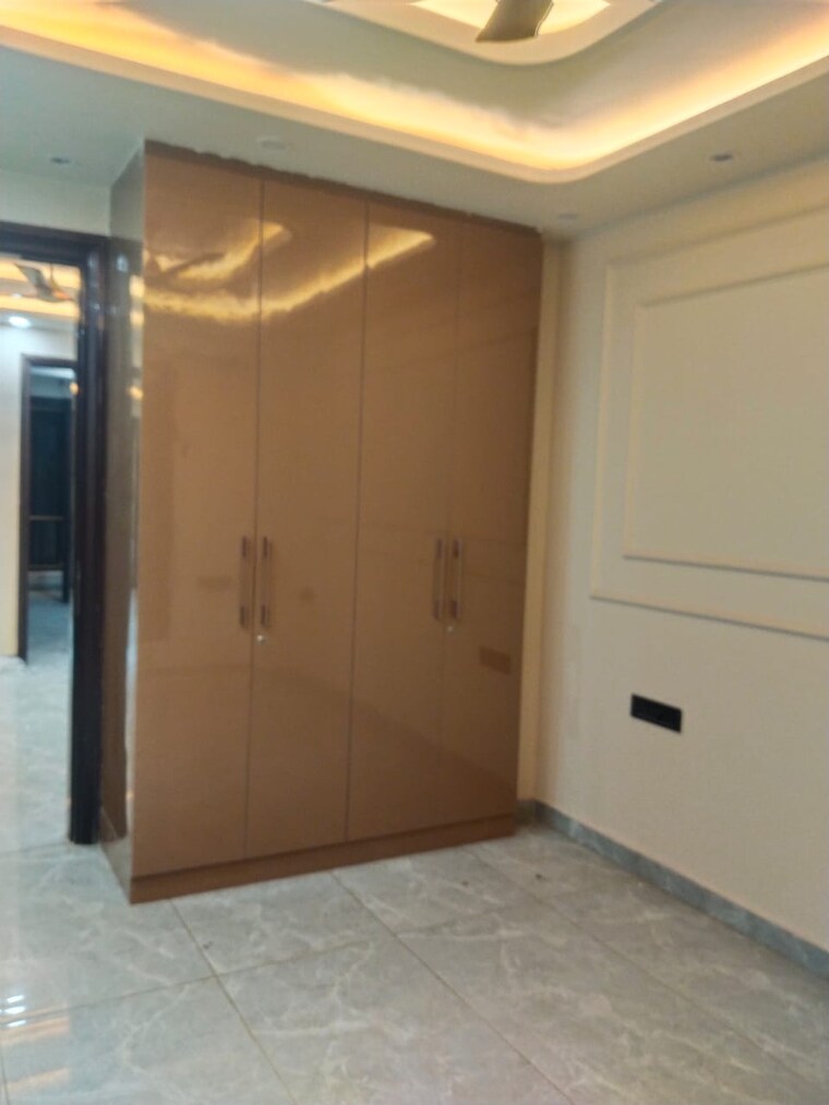 Room, ansal-plaza-sector-23 3 Bedroom 2400 Sq.Ft. Builder Floor In Sector 23 Gurgaon 9585167