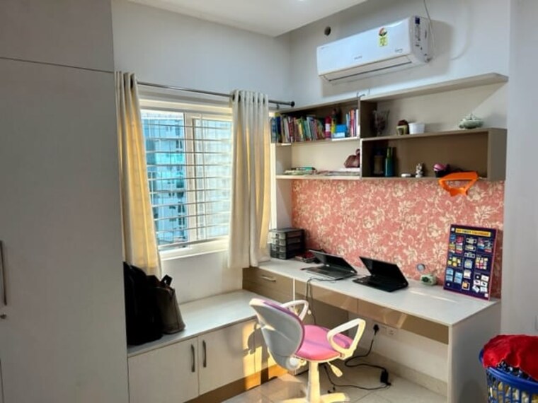 Team Area, sector 16 greater noida 3 Bedroom 162 Sq.Yd. Builder Floor In Sector 16 Greater Noida Greater Noida 9585293