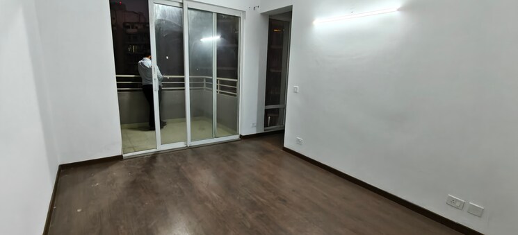 Room, ild-greens 3 Bedroom 1875 Sq.Ft. Apartment In Sector 37c Gurgaon 9585261