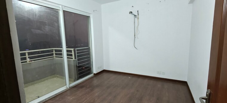 Room, ild-greens 3 Bedroom 1875 Sq.Ft. Apartment In Sector 37c Gurgaon 9585261