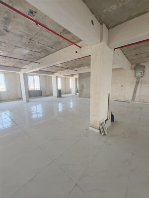 Parking in  Office Space at Mansarovar Extension – for Rent