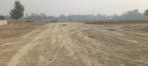  Plot For Sale in Gosainganj