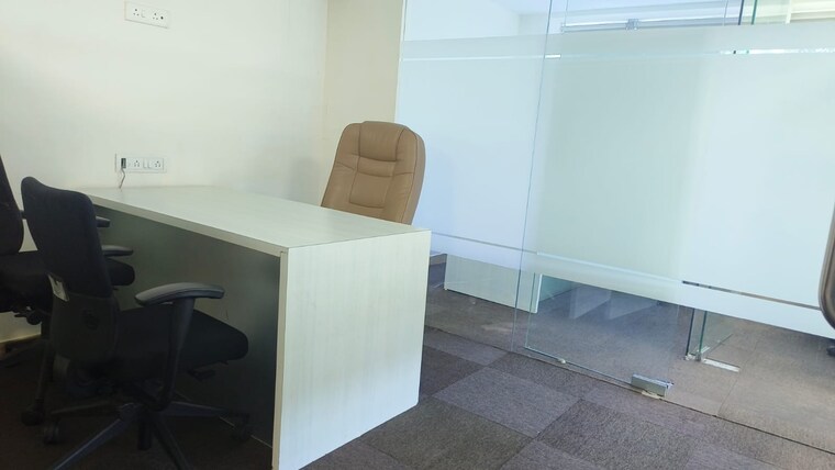 Room, mittal-commercia Commercial Office Space 800 Sq.Ft. In Andheri East Mumbai 9585388