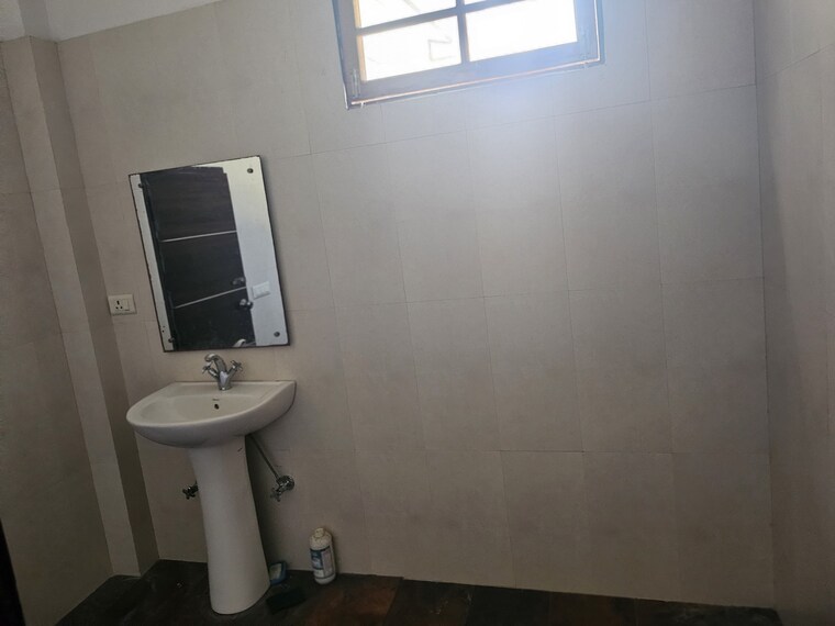 Bathroom, gomti nagar 3 Bedroom 750 Sq.Ft. Independent House In Gomti Nagar Lucknow 9584695