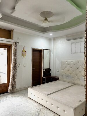 3 BHK Builder Floor For Rent in Sector 45