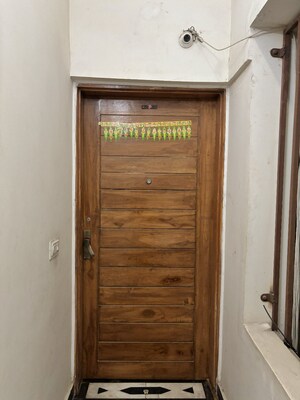 Furnished Amenities in 3 BHK Builder Floor at Sector 45 – for Rent