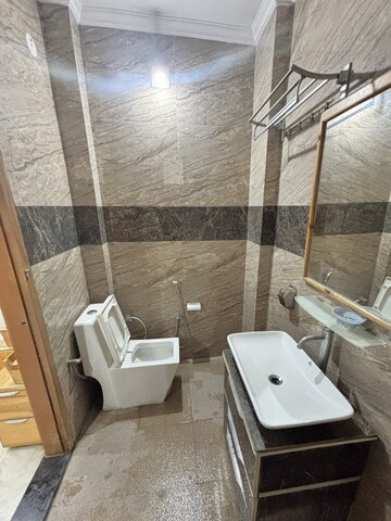 Bathroom in 3 BHK Builder Floor at Sector 45 – for Rent