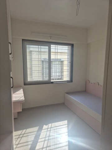 Room in 2 BHK Apartment at Sinhagad Road – for Sale