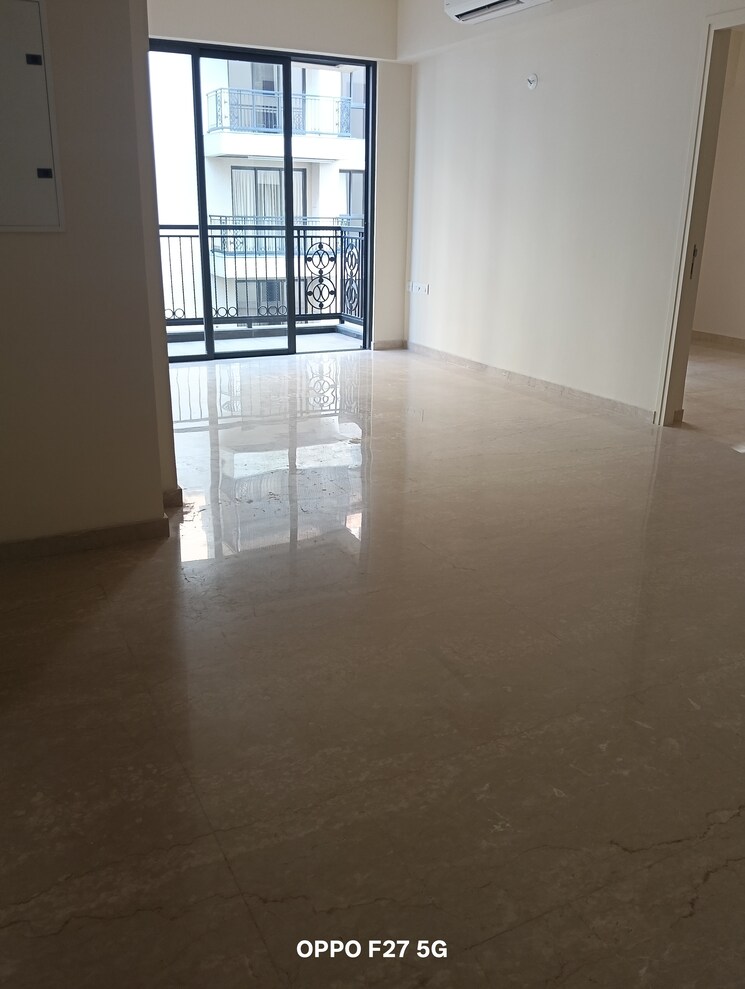 Room, lodha-sterling 2 Bedroom 1100 Sq.Ft. Apartment In Kolshet Road Thane 9585765