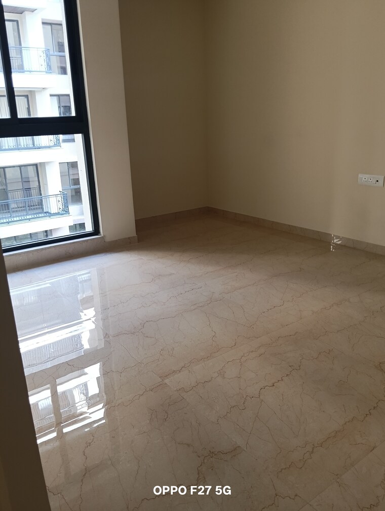 Room, lodha-sterling 2 Bedroom 1100 Sq.Ft. Apartment In Kolshet Road Thane 9585765