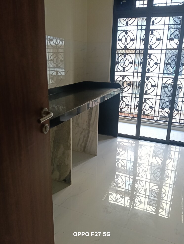 undefined, lodha-sterling 2 Bedroom 1100 Sq.Ft. Apartment In Kolshet Road Thane 9585765