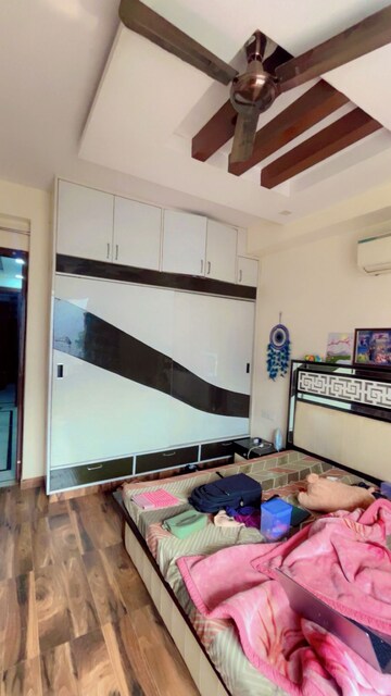 Bedroom in 2 BHK Builder Floor at Sector 46 – for Rent