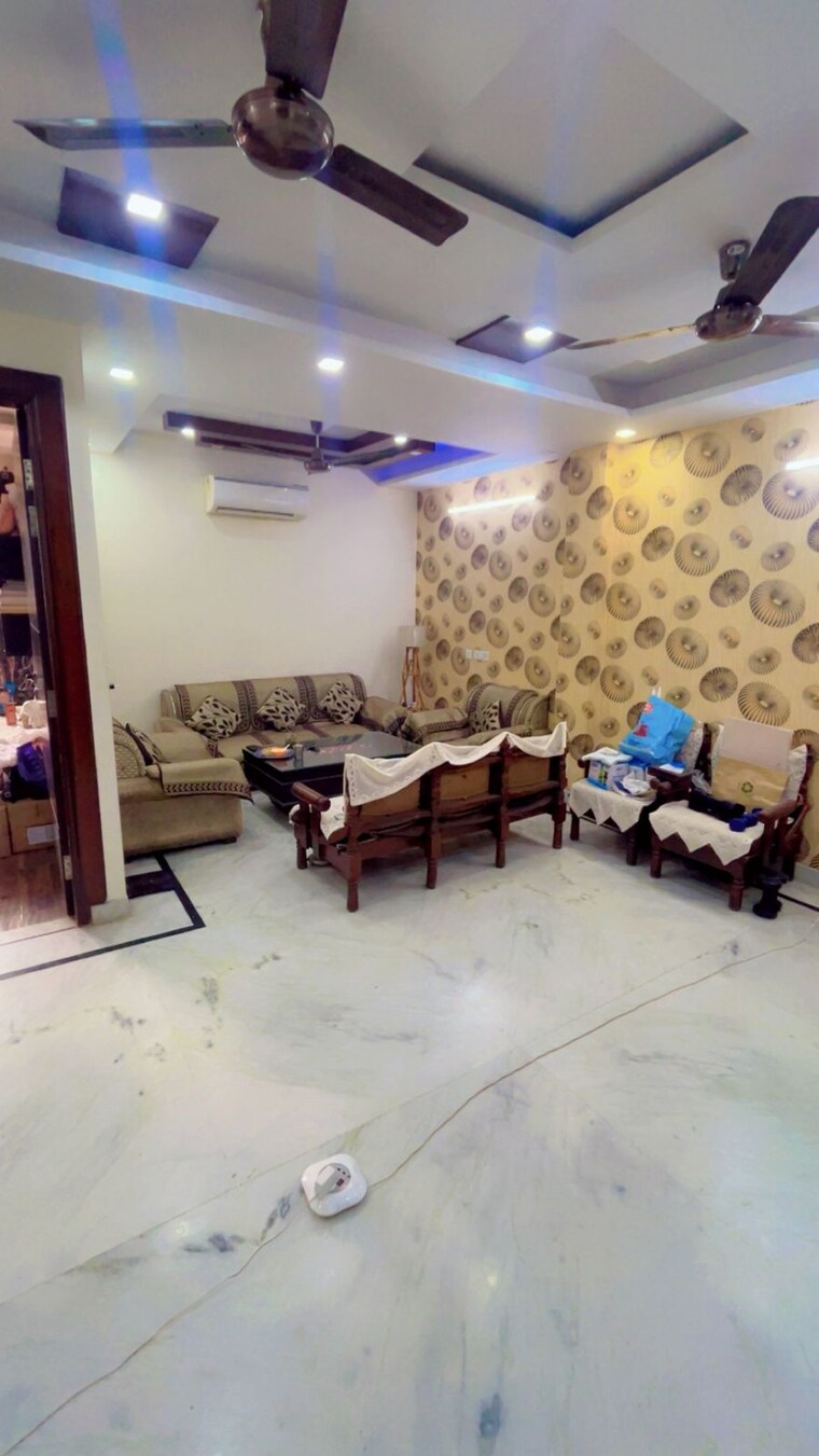 Living Room, sector 46 2 Bedroom 2000 Sq.Ft. Builder Floor In Sector 46 Gurgaon 9585699