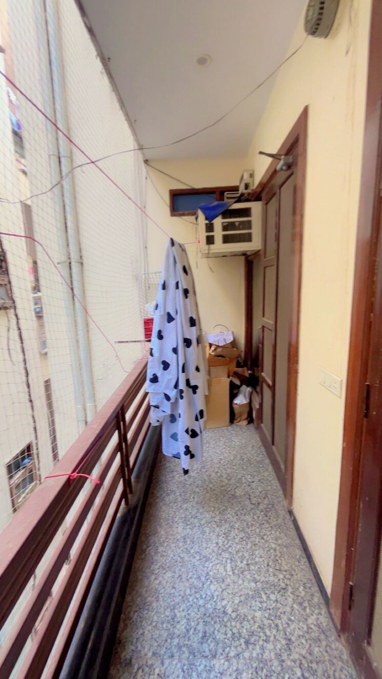 Balcony, sector 46 2 Bedroom 2000 Sq.Ft. Builder Floor In Sector 46 Gurgaon 9585699