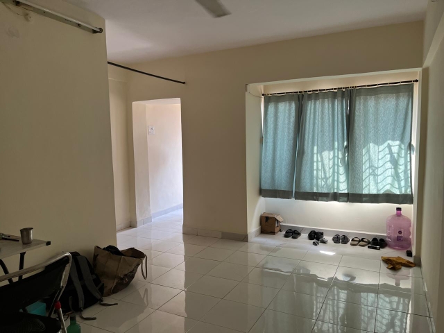 1 BHK Apartment For Sale in Shah Complex 2