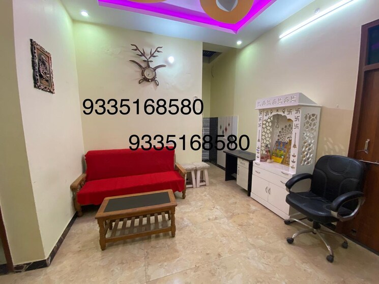 Room, gomti nagar Pg For Boys & Girls In Gomti Nagar 9585747