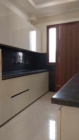 Kitchen in 3 BHK Builder Floor at Ansal Plaza Sector-23, Sector 23 – for Rent