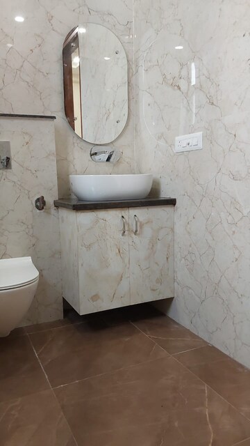 Bathroom in 3 BHK Builder Floor at Ansal Plaza Sector-23, Sector 23 – for Rent