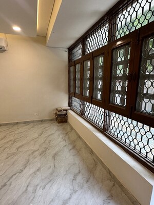  4 BHK Independent House at DLF Silver Oaks, Sector 26 – for Rent