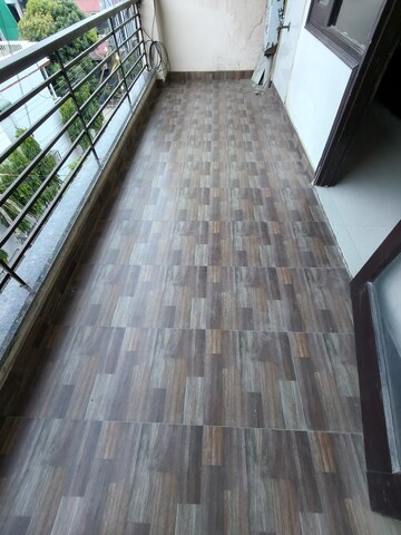 Balcony in 1 BHK Apartment at Ansal Plaza Sector-23, Sector 23 – for Rent