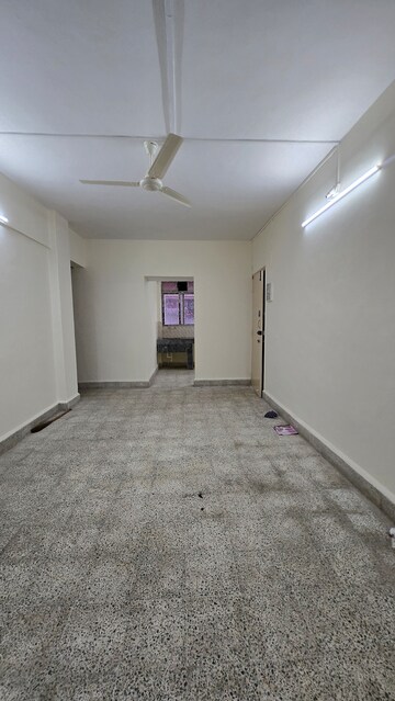 1 BHK Apartment For Rent in Amar Tower, Wanwadi