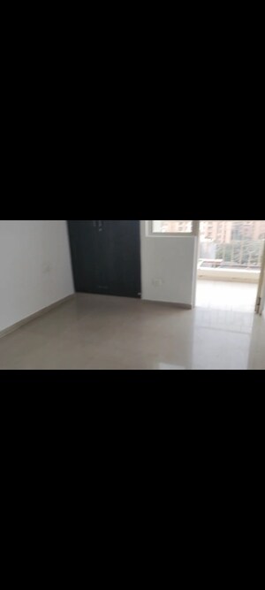 Room in 2.5 BHK Apartment at KW Srishti Phase II, Raj Nagar Extension – for Sale