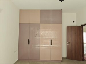 Room in 3 BHK Apartment at Avalon Park At The Prestige City, Sarjapur Road – for Rent