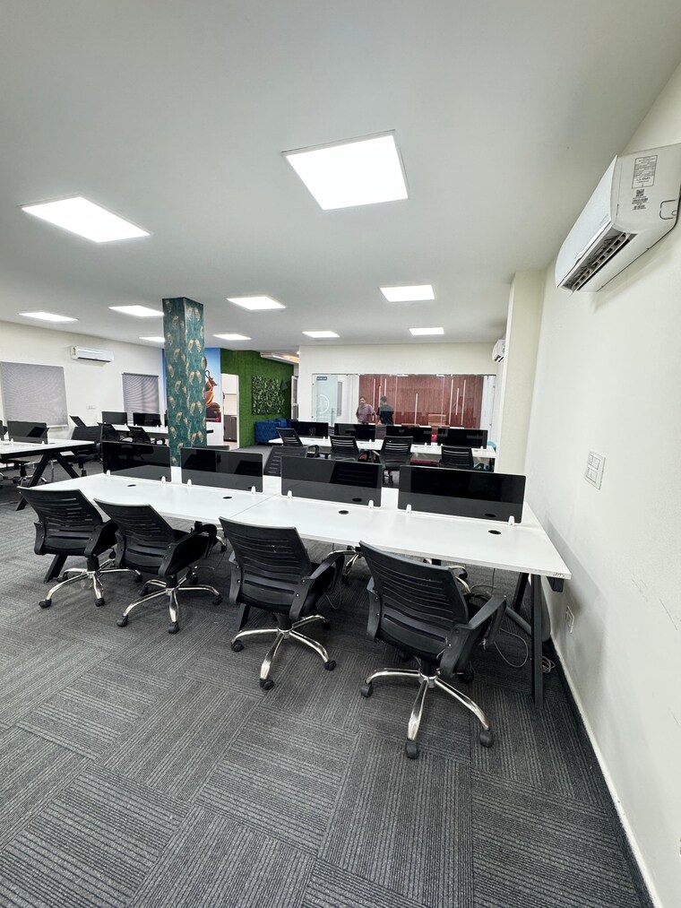 Team Area, sector 74 Commercial Office Space 2100 Sq.Ft. In Sector 74 Mohali 9585937