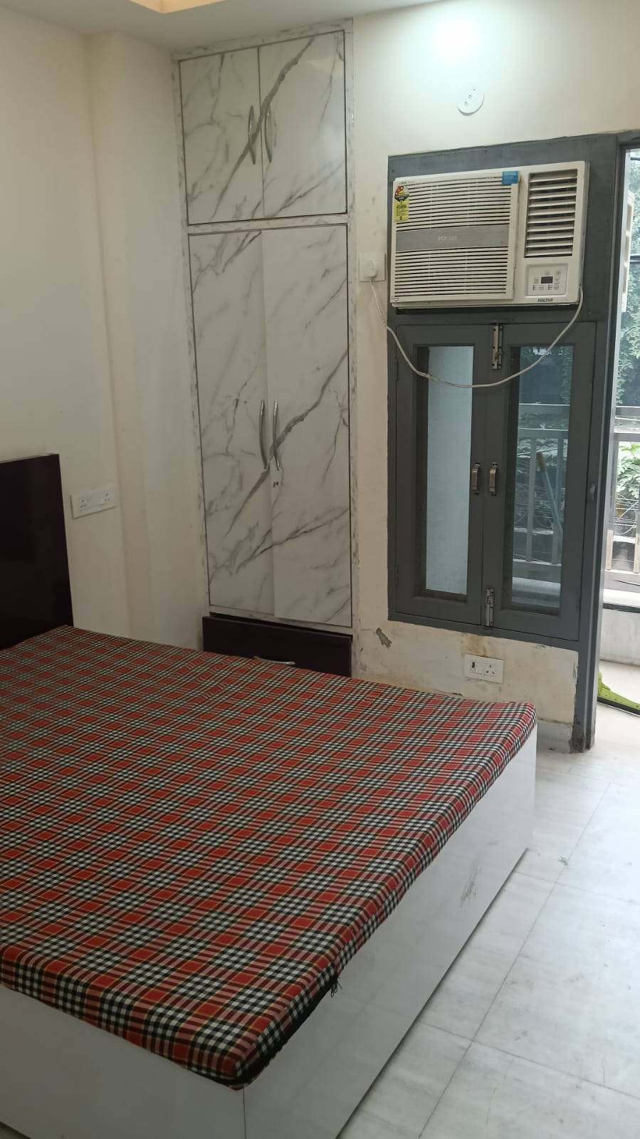 3 BHK + Servant Room Apartment For Sale in Roopvilla 