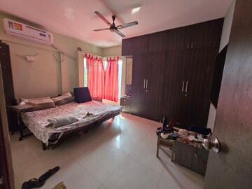 Bedroom in 2 BHK Apartment at Kothrud – for Rent