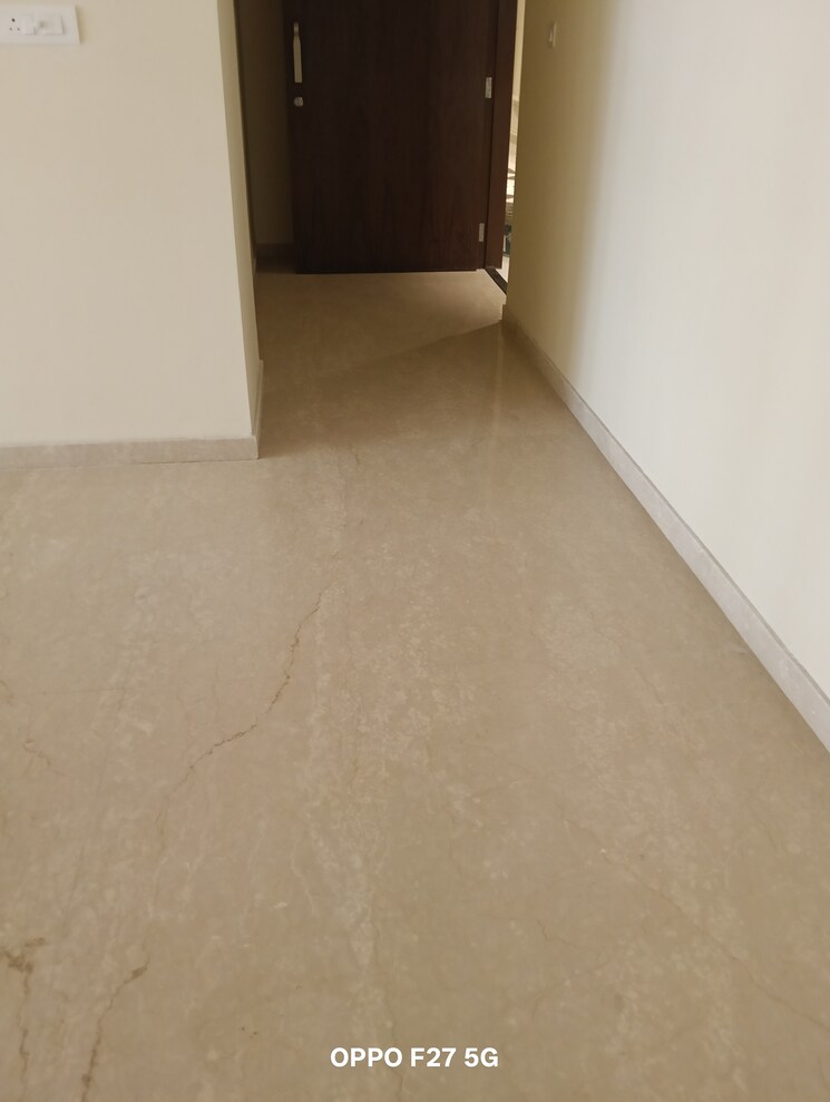 Room, lodha-sterling 2 Bedroom 1100 Sq.Ft. Apartment In Kolshet Road Thane 9586201