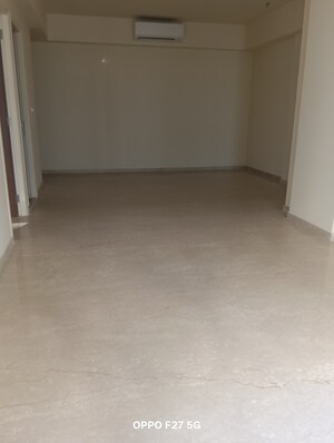 Room in 2 BHK Apartment at Lodha Sterling, Kolshet Road – for Sale