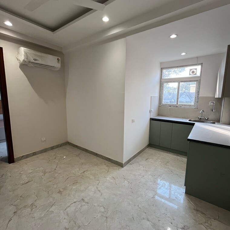 Kitchen, sector 55 1.5 Bedroom 180 Sq.Yd. Builder Floor In Sector 55 Gurgaon 9586219