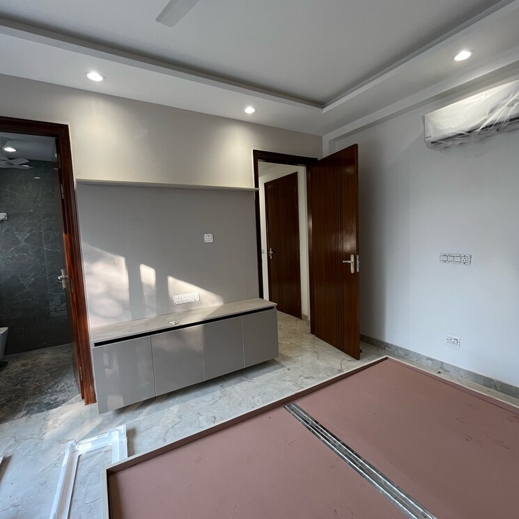 Kitchen, sector 55 1.5 Bedroom 180 Sq.Yd. Builder Floor In Sector 55 Gurgaon 9586219