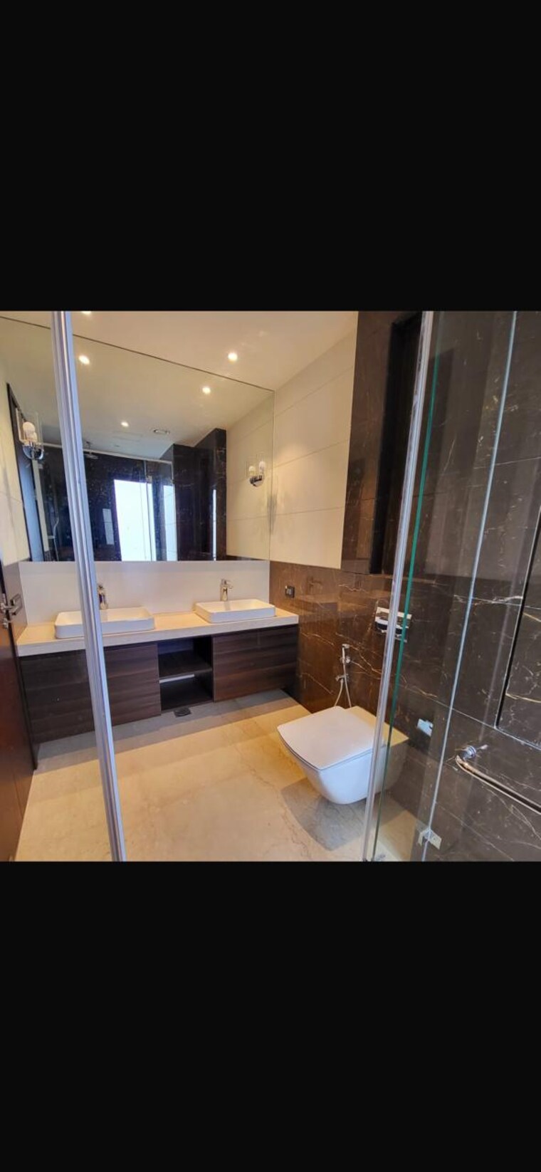 Master Bedroom, prestige-hermitage 4 Bedroom 7481 Sq.Ft. Apartment In Halasuru Bangalore 9586232